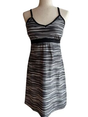 Athleta Black Gray Striped Racerback Dress Built-In Bra Small/4-6